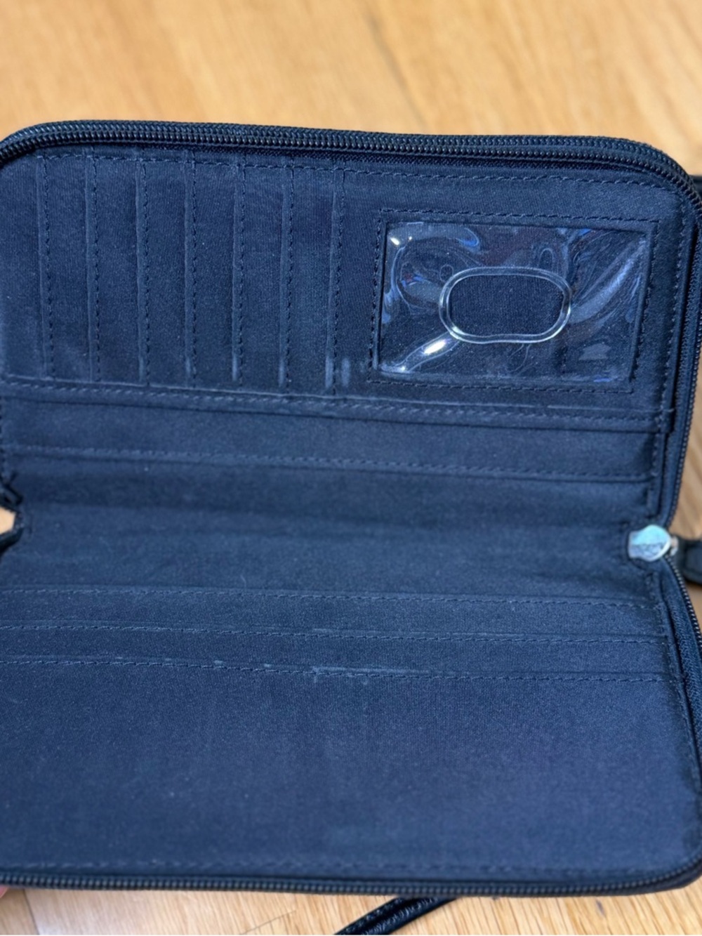 Fossil Black Leather Crossbody Bag Wallet Organizer Purse EUC Zip Solid Black - Picture 16 of 16